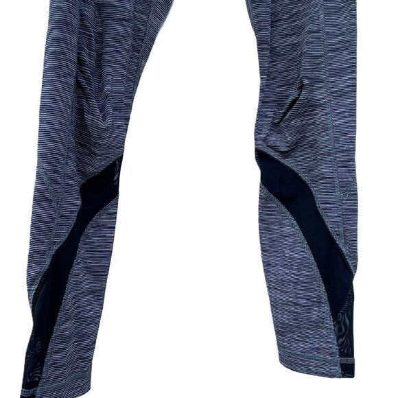 Lululemon Inspire 25" Legging Size 4 Gray/Black/White - Picture 9 of 10